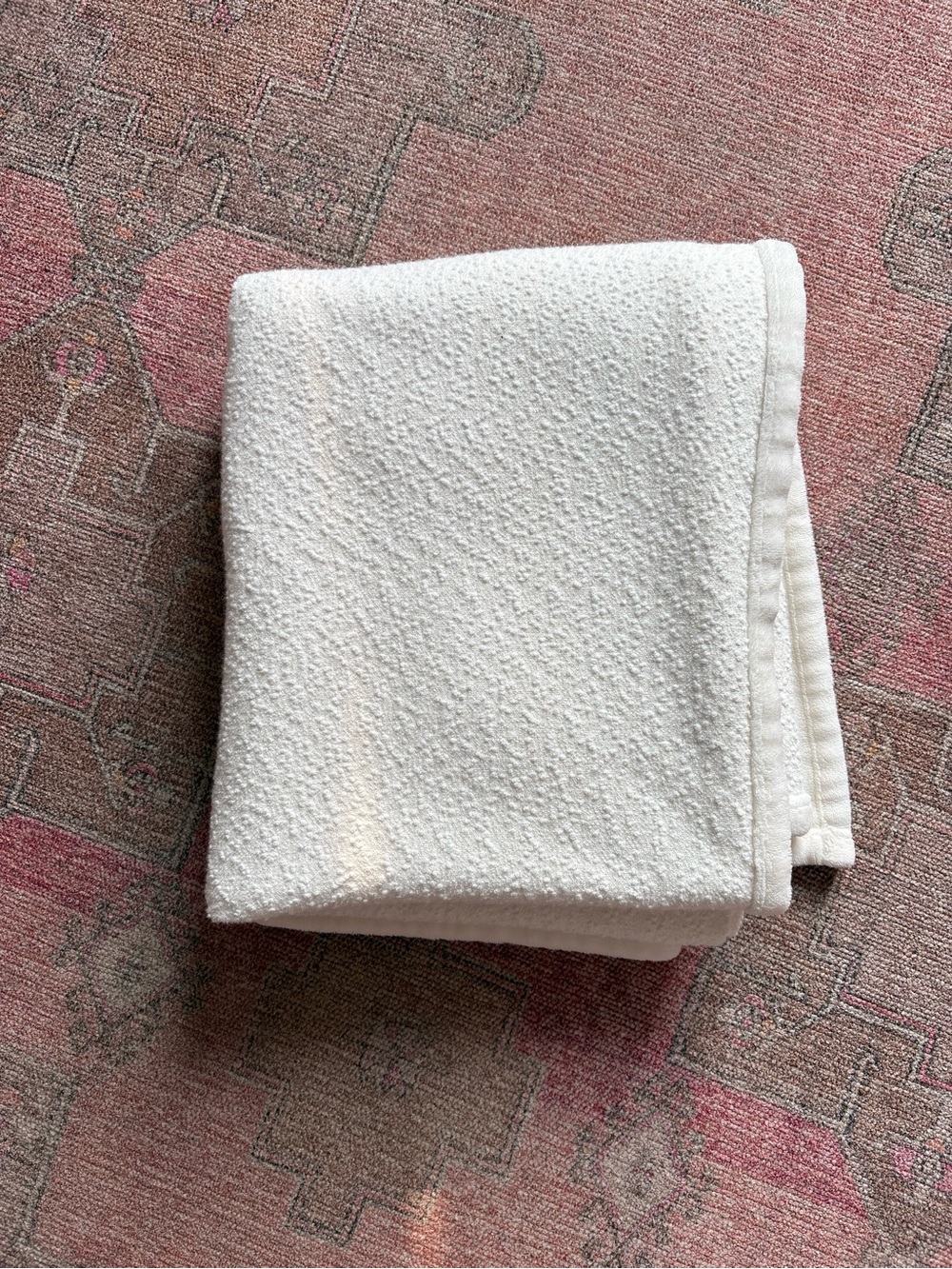 White throw blanket